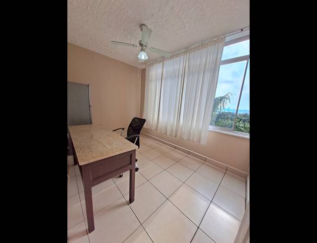3 BEDROOM FLAT FOR SALE IN BLUFF